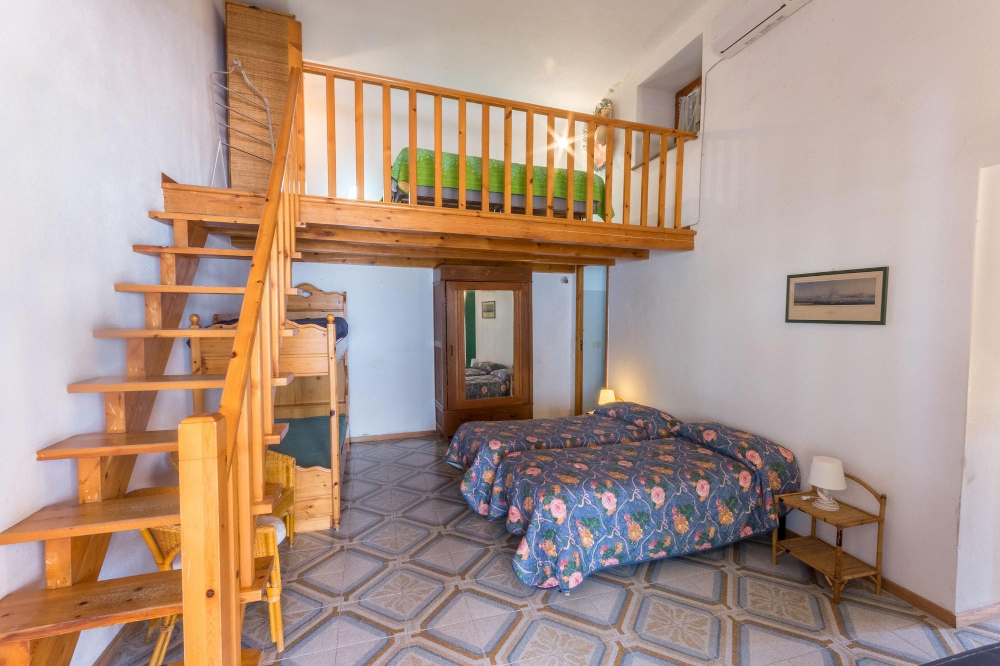 Residence Hotel Baia Portinenti Липари Екстериор снимка