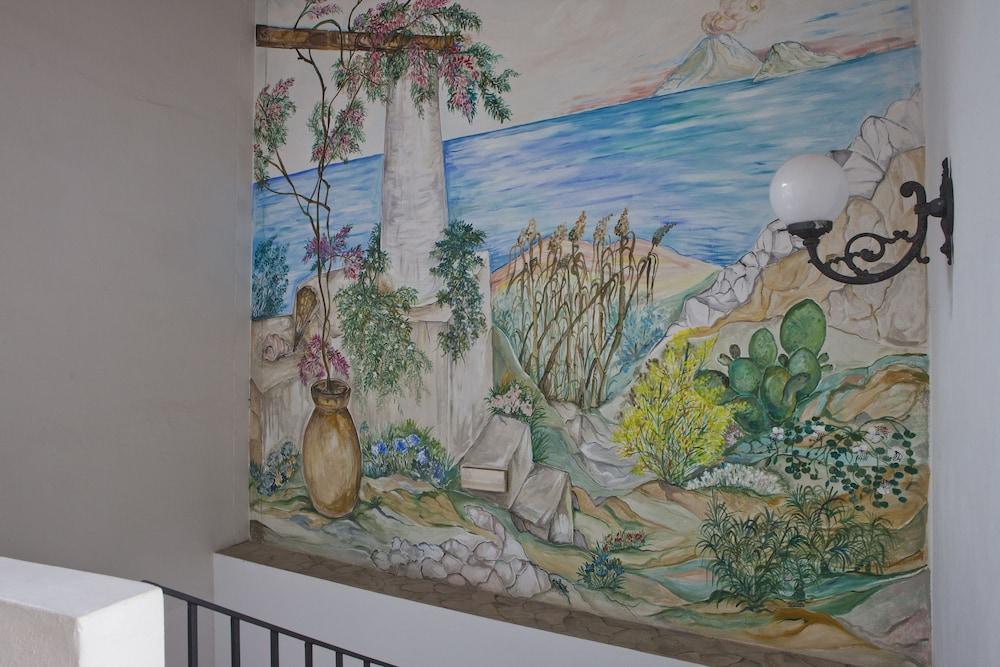 Residence Hotel Baia Portinenti Липари Екстериор снимка